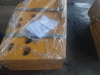 Liebherrr PR776 Hydrostatic Dozer End Bit LH 10311471