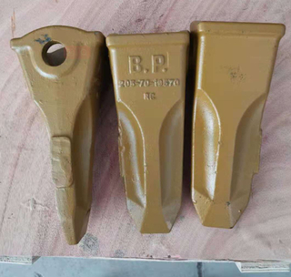  205-70-19570RC PC200RC Dents de godet Komatsu