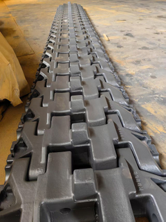 Komatsu 79777373 Assemblage de chaussures de liaison de piste (groupe de piste) pour PC3000